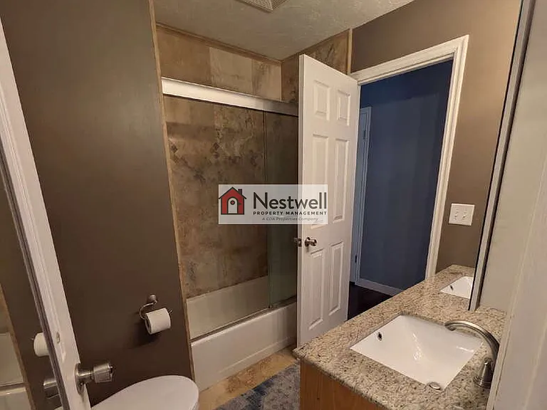 1637 W Crystal Ridge Dr — Photo 12
