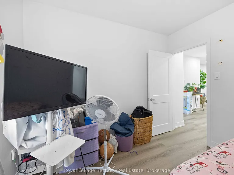 58 Leduc Dr #3 — Photo 20