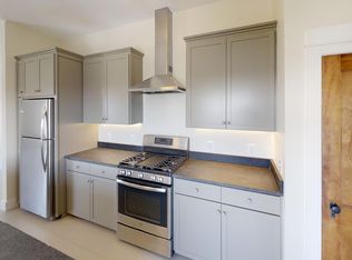 88 Walnut St APT 3, Portland, ME 04101