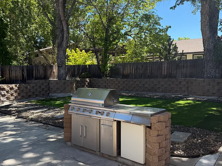 840 Singingwood Dr — Photo 16