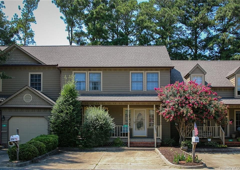 1st image of 29 Heatherfield Ct #29
