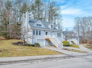 18 Wingate Ln, Dover, NH 03820