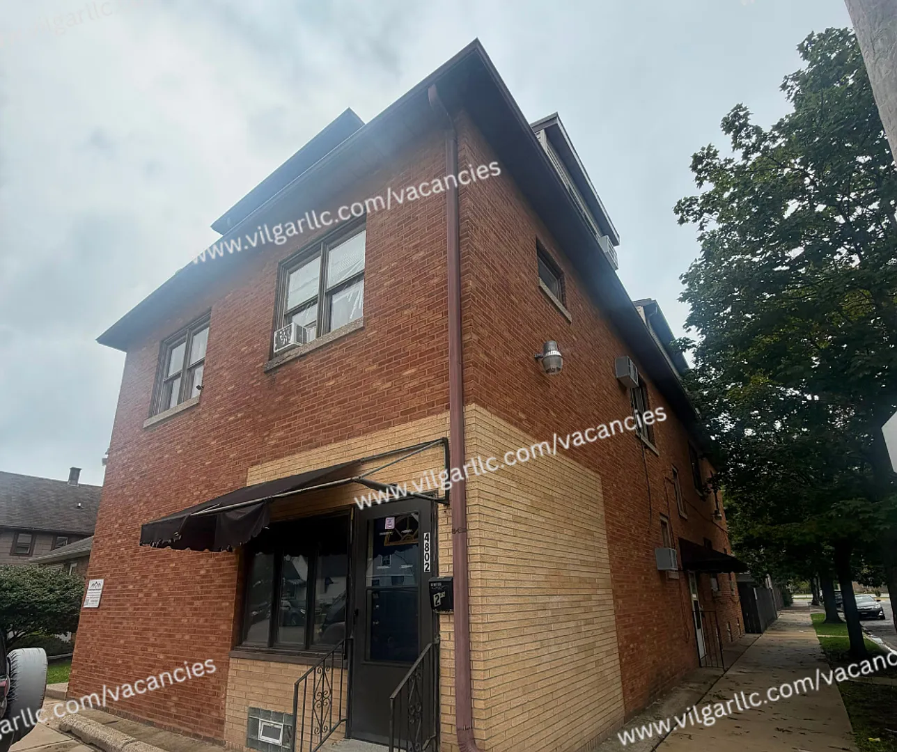 4802 Walsh — Photo 2