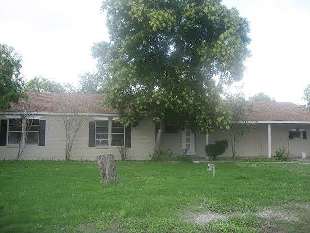 1st image of 715 W H Ave