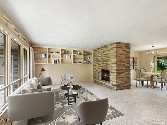 2nd image of 1042 Carley Ln