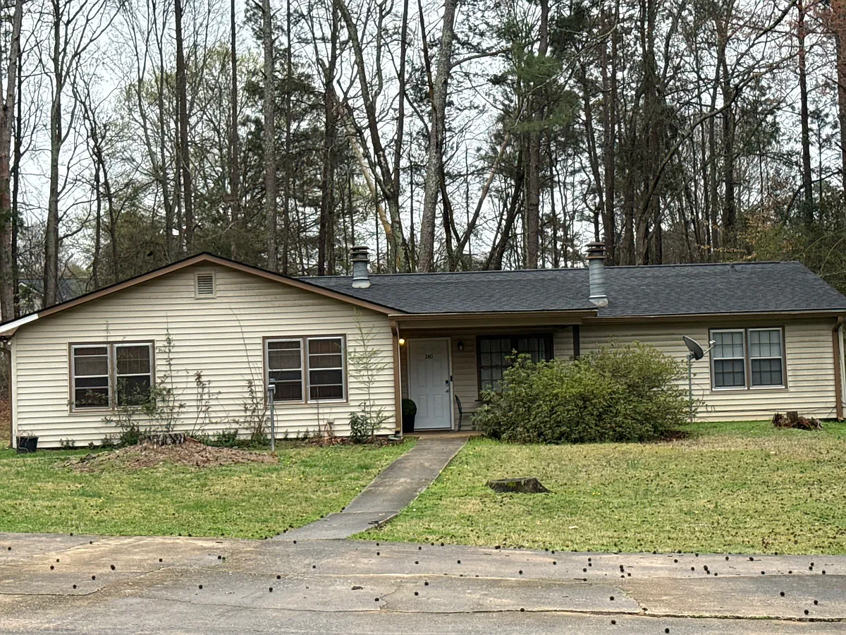 Building Photo - 240 Park Ridge Dr #242