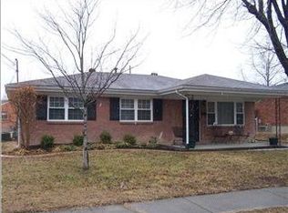 7802 Mackie Ln, Louisville, KY 40214