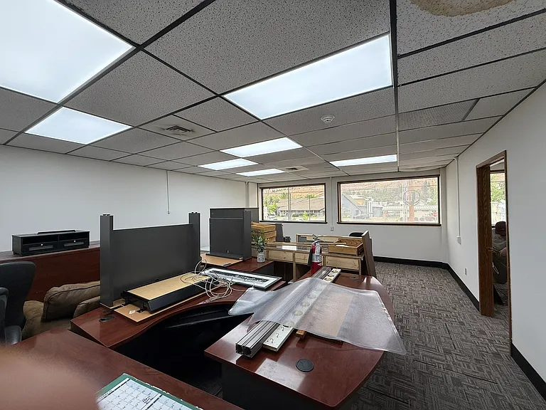 217 E Woodin Ave #2-F — Photo 6