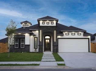 303 N 30th St, Hidalgo, TX 78557