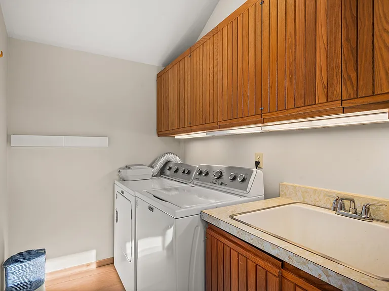 28 Larkspur Ln — Photo 27