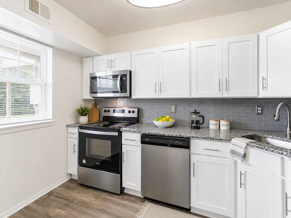 Eastampton Gardens Apartment Homes