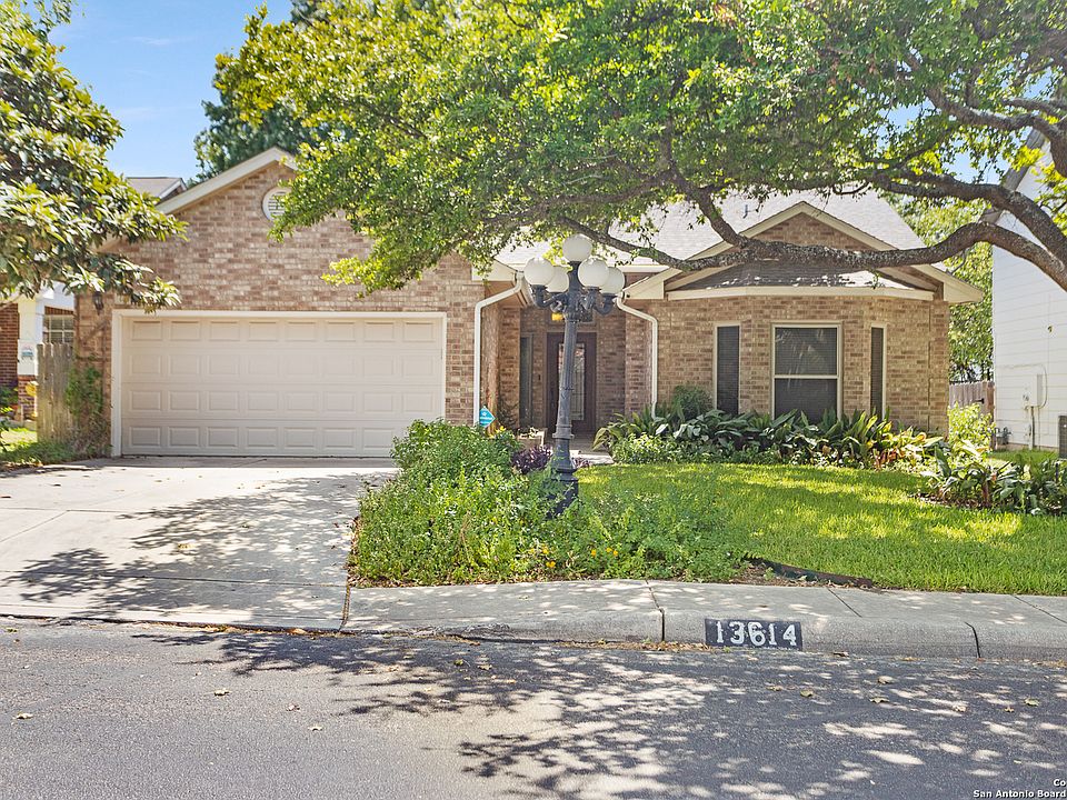 1st image of 13614 Mason Crest Dr