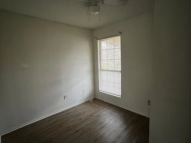 5507 Fence Row — Photo 9