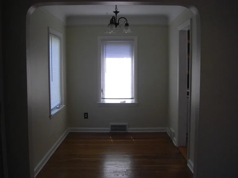 25542 Elba — Photo 2