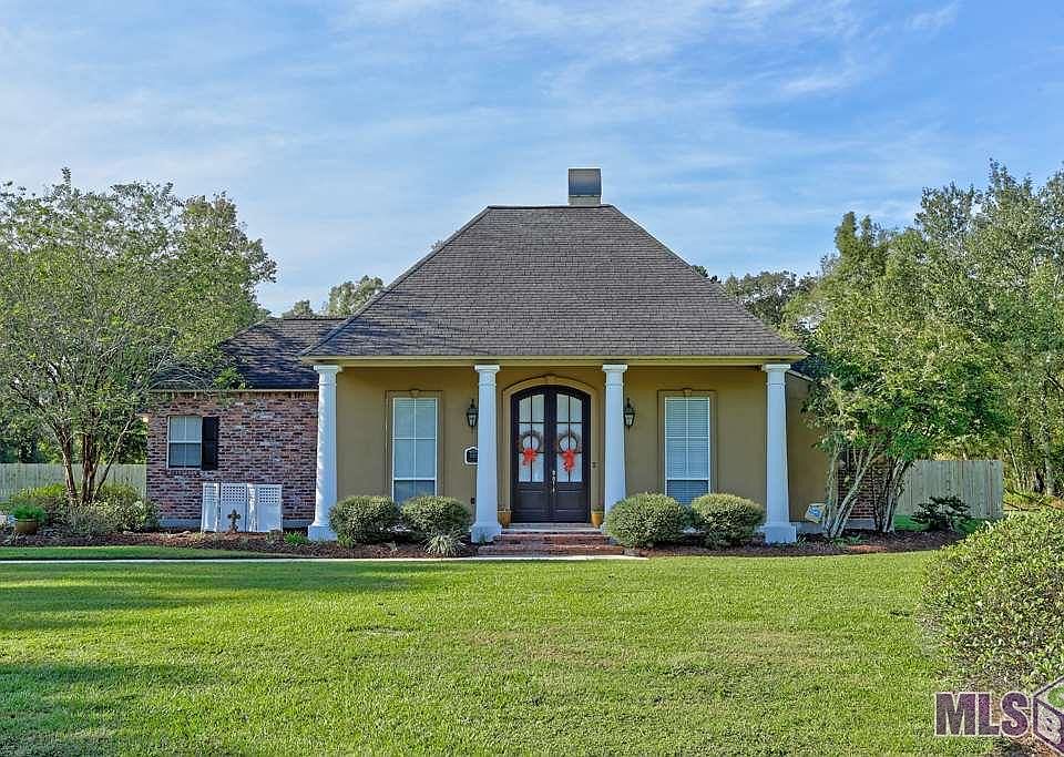 1st image of 7850 Lazy Oak Cir