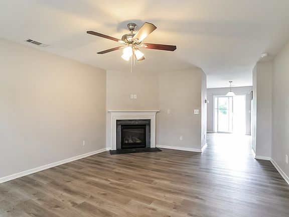 5th image of 3031 Crabapple Ln