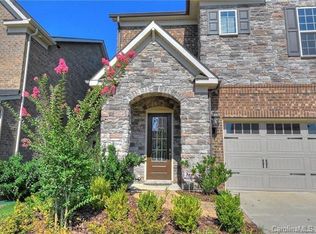 9738 Wheatfield Rd, Charlotte, NC 28277
