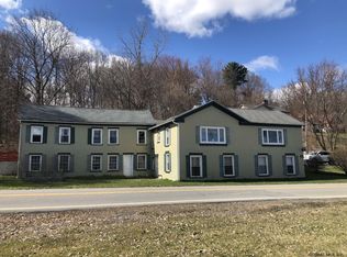 69 Canal Rd, Halfmoon, NY 12065