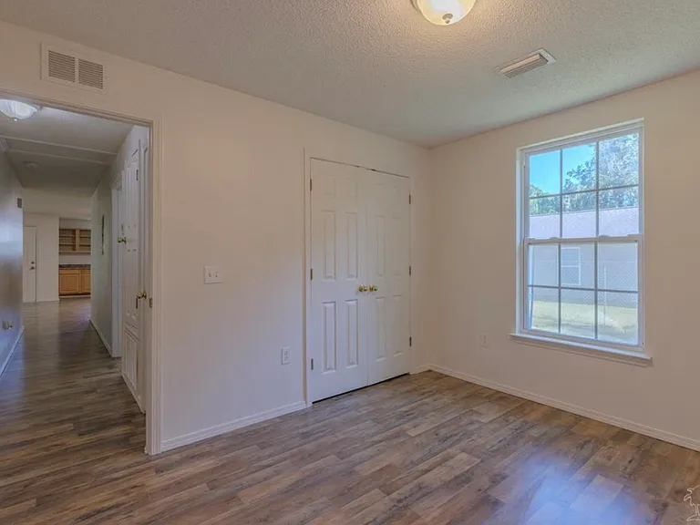 105 Citrus St — Photo 5