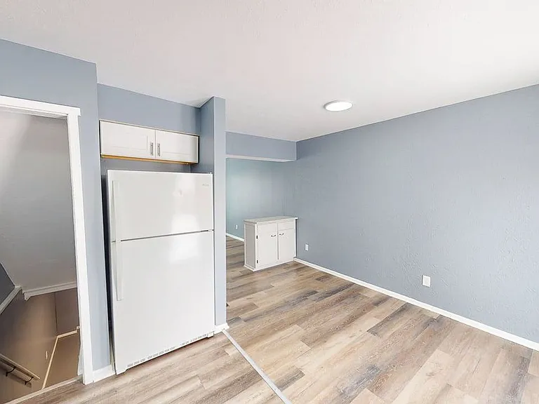 793 Wiltshire Rd — Photo 9