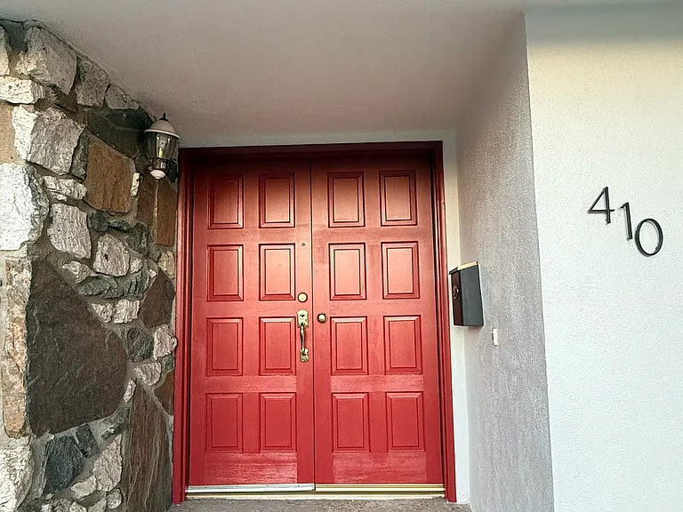 410 N Canyon Blvd — Photo 55