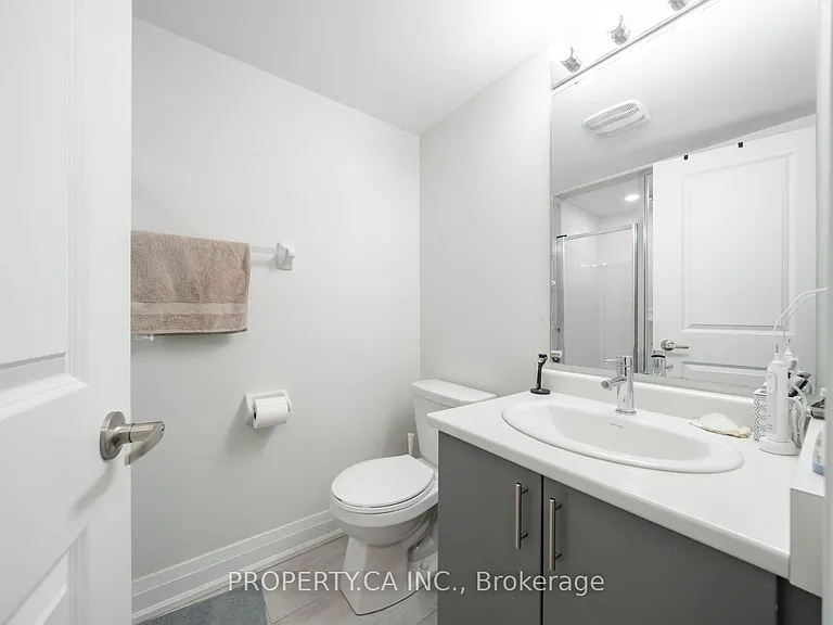 1776 A Lawrence Ave W #1 — Photo 11