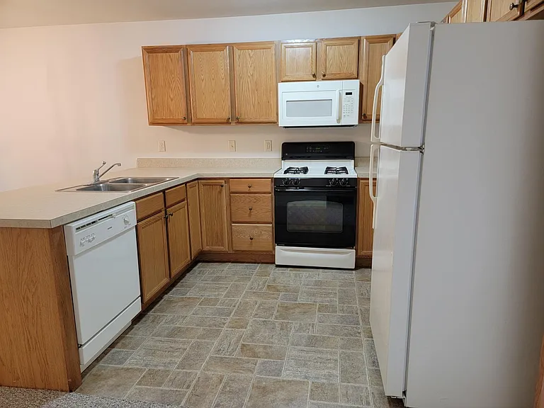 257 Ammon Ave — Photo 8