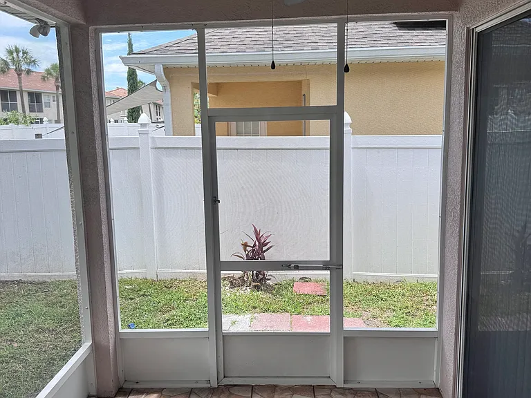 13315 Meadow Bay Loop — Photo 6