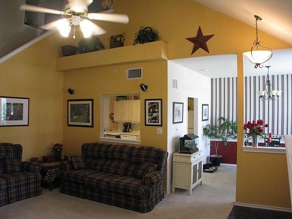 2nd image of 1422 Di Orio Dr