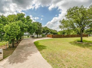 204 Sherry Ln, Burleson, TX 76028