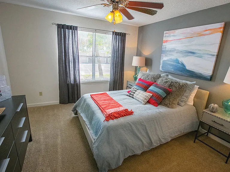 Saw Mill Village Apartments — Photo 19