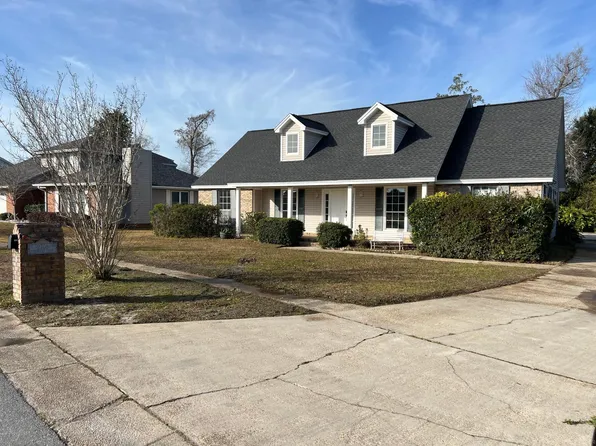 2708 Pembroke Dr, Panama City, FL 32405