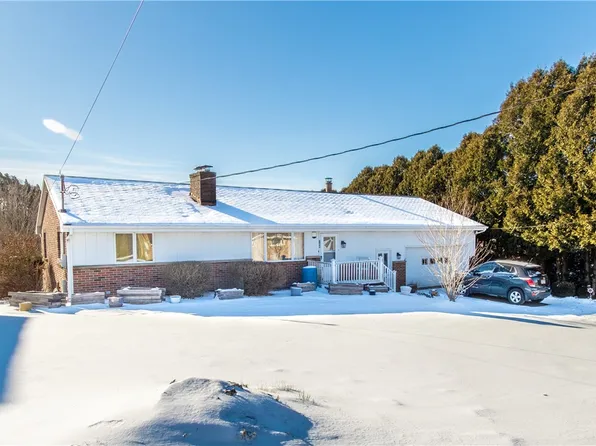 209 East Dr, Chicora, PA 16025