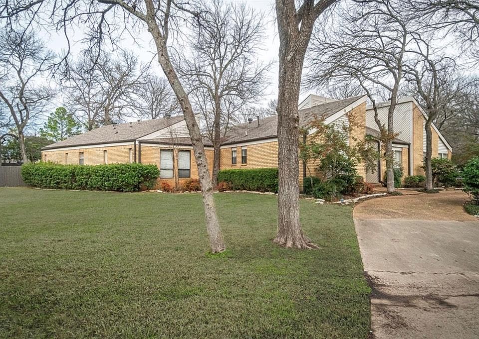 1st image of 4605 Vista Lagos Dr