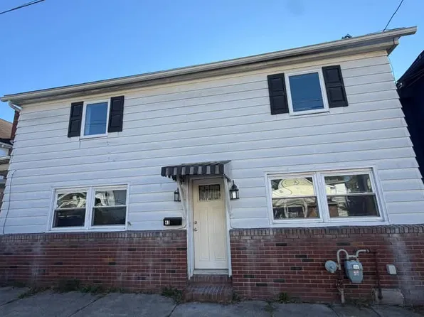 43 Pine St, Pittston, PA 18640