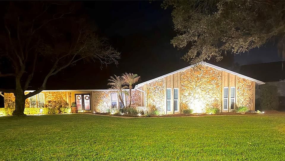 1st image of 2935 Plantation Rd