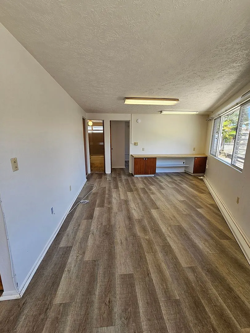 Building Photo - 3415 Kalua Rd #B