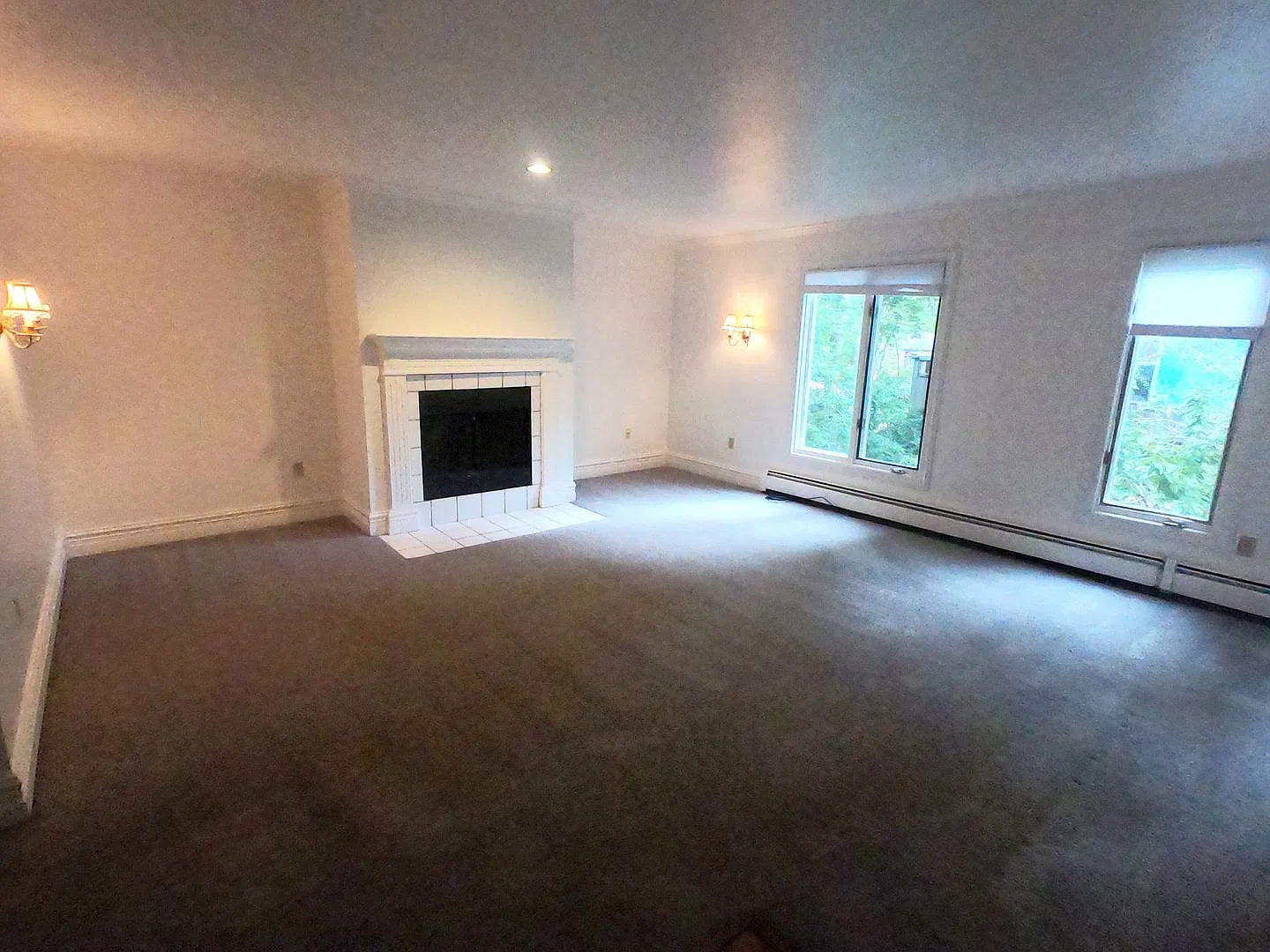 2-Story in Desireable Heritage Manor Condominiums — Photo 4