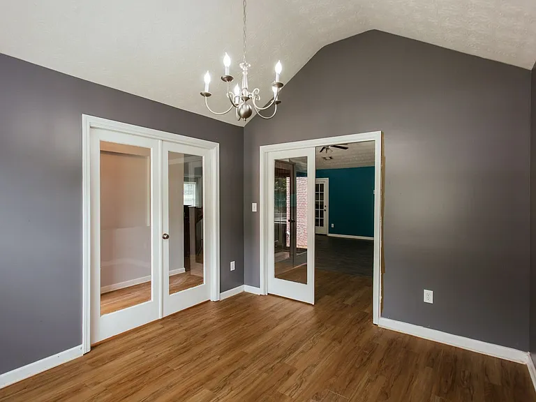 137 Bristol Woods Dr — Photo 11