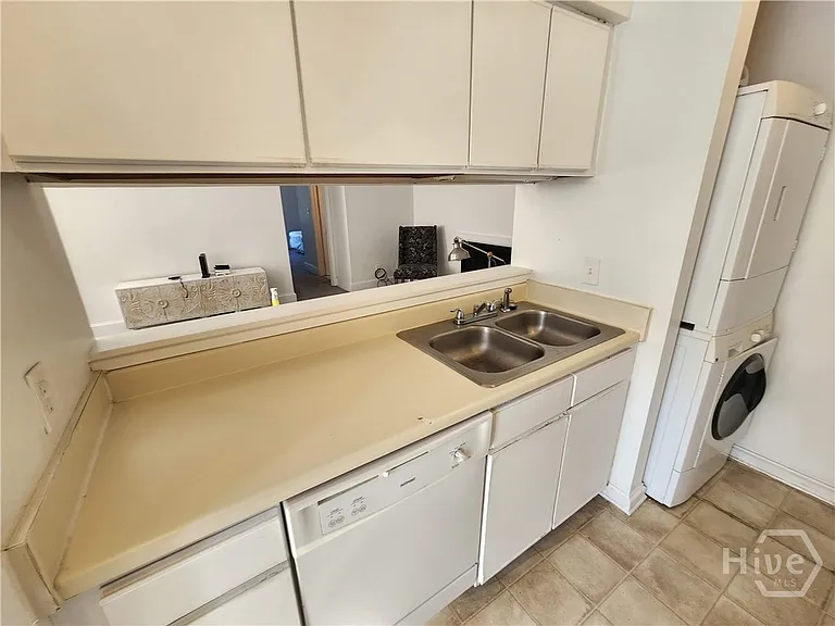 101 W Oglethorpe Ave #407 — Photo 9