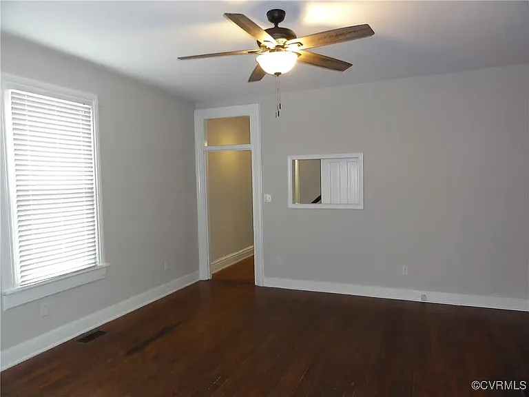 2512 E Leigh St — Photo 15