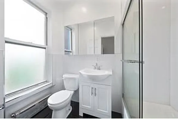 Rented by Nest Seekers International | media 12