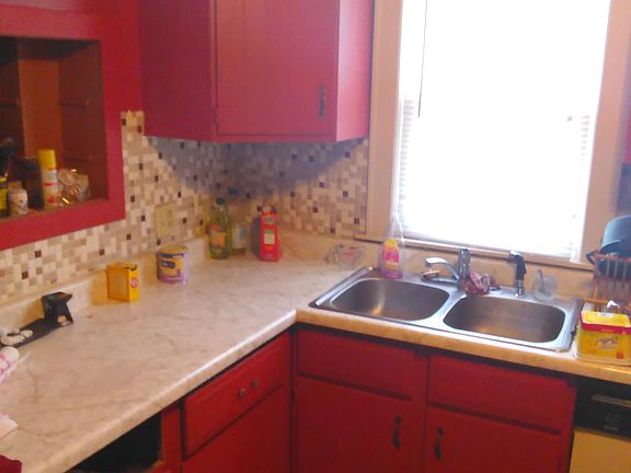 4th image of 398 Crandon Ave
