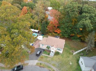 55 Tina Cir, Bridgeport, CT 06606