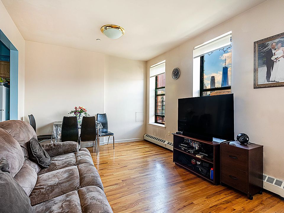 1st image of 60 Eldridge St #5A