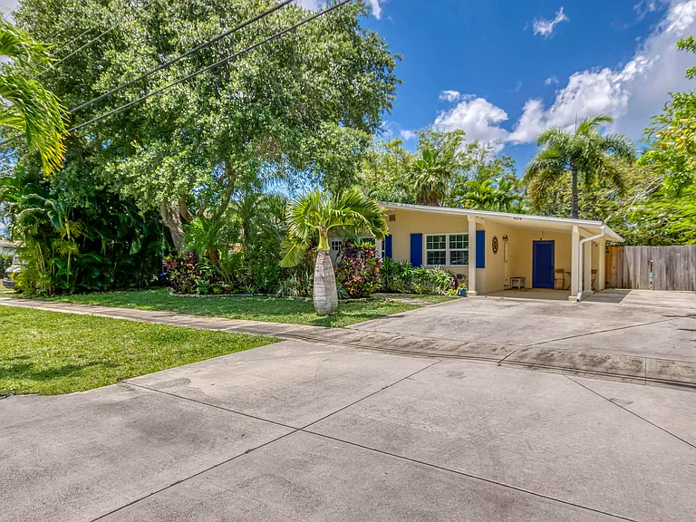 404 S Caloosahatchee Ave — Photo 21