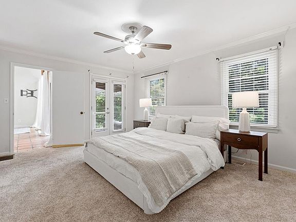 5th image of 1137 Kingsley Cir NE