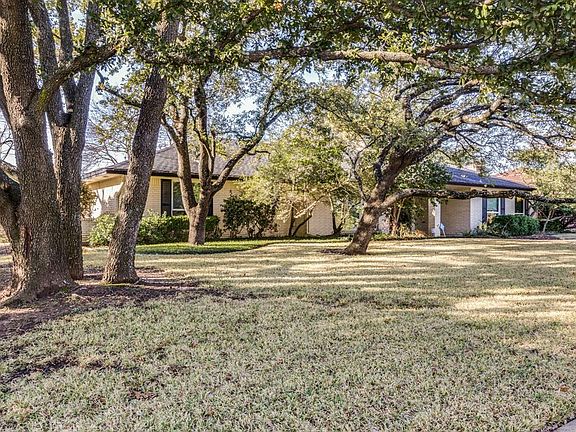 3rd image of 4401 Cartagena Dr