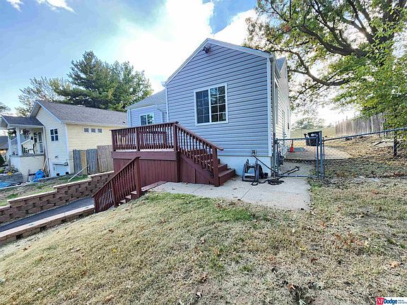 2nd image of 6112 Fontenelle Blvd