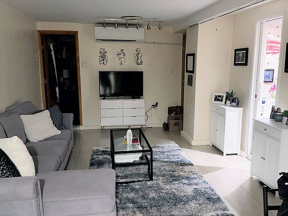 2nd image of 2175 Ryder St Floor 1